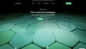 WebGL 実装も含めてサイト全体に統一感のある演出や装飾が施された Bipsync のウェブサイト